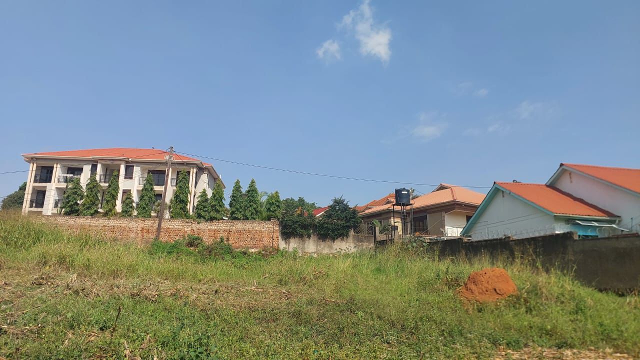 25 Decimals of Prime Land in Kira Kitukutwe  