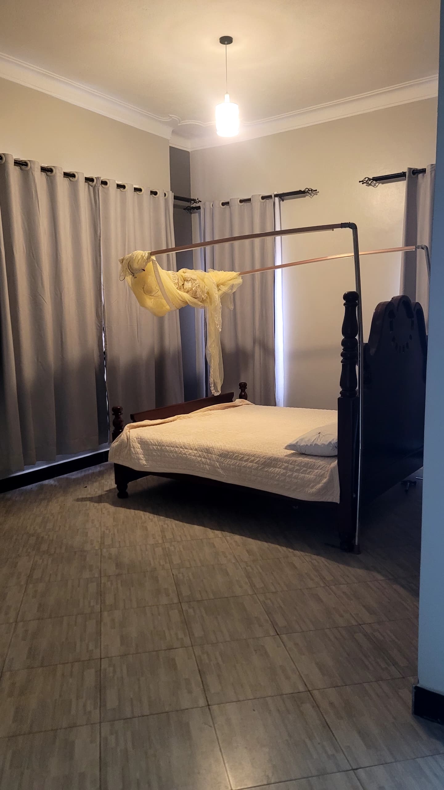 3 Bedroom House for Sale in Kitende Kitovu Entebbe Road