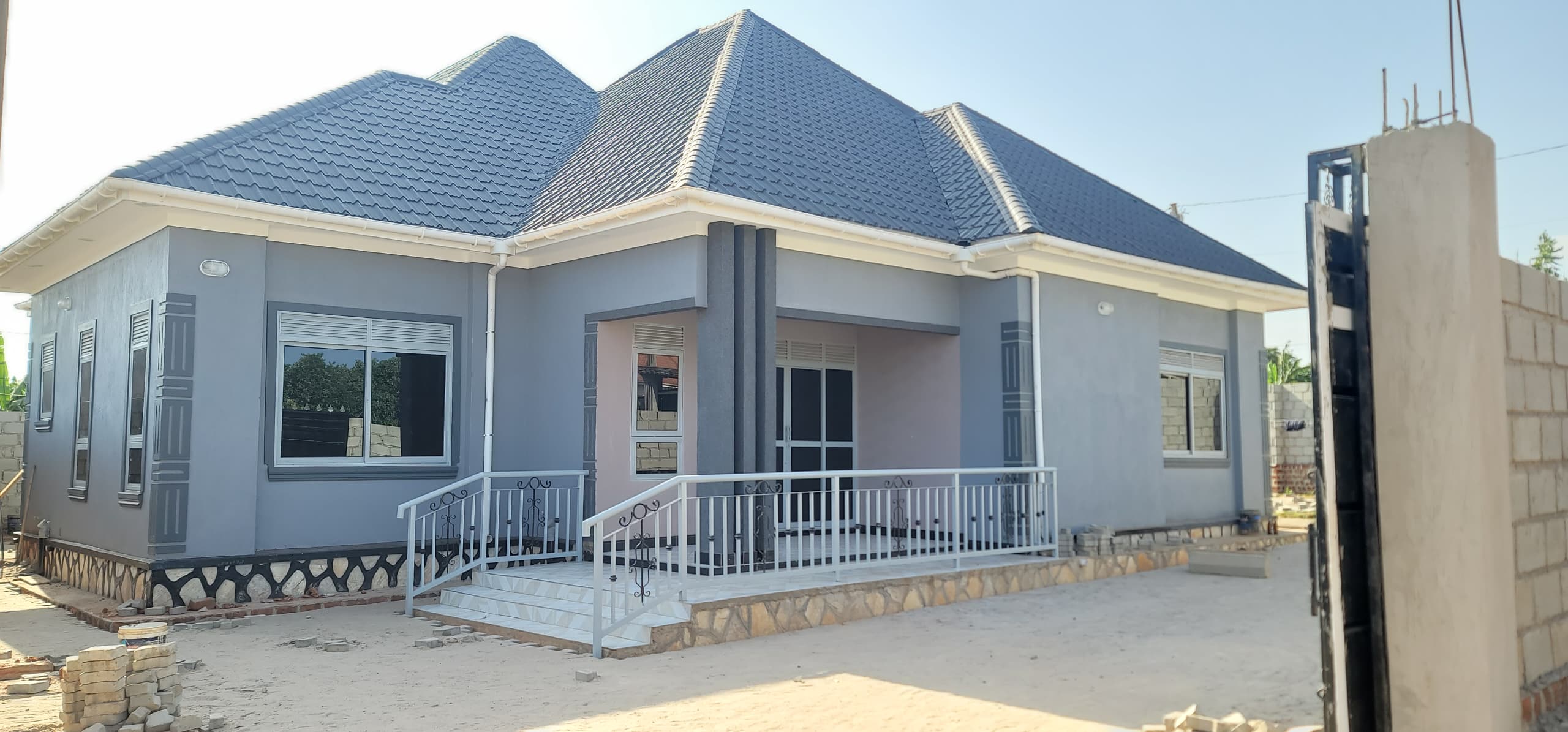 3 Bedroom House for Sale in Kitende Kitovu Entebbe Road