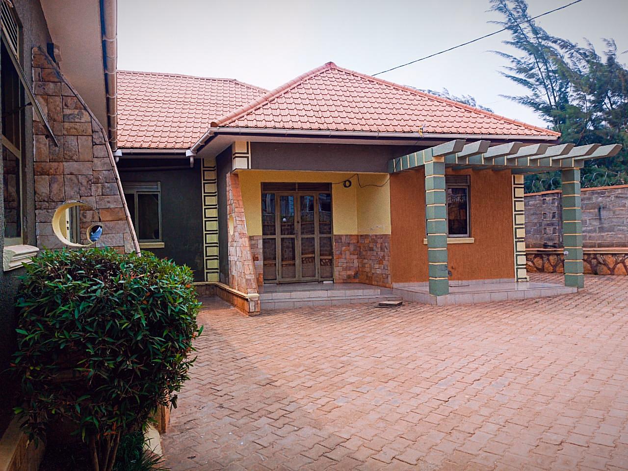 3 Rental Units for Sale in Kira Mulawa – 1.8M Monthly Income