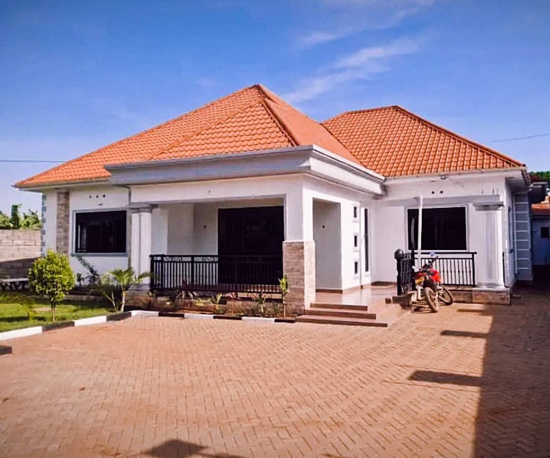 4 Bedroom House for Sale in Kira Kitukutwe