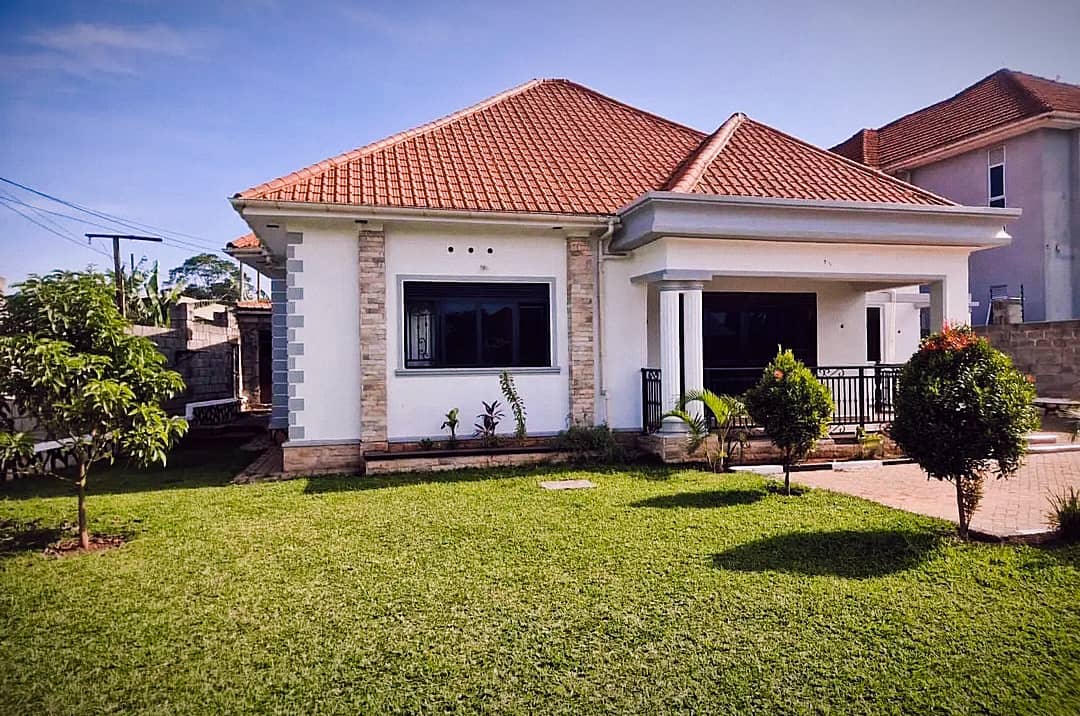 4 Bedroom House for Sale in Kira Kitukutwe