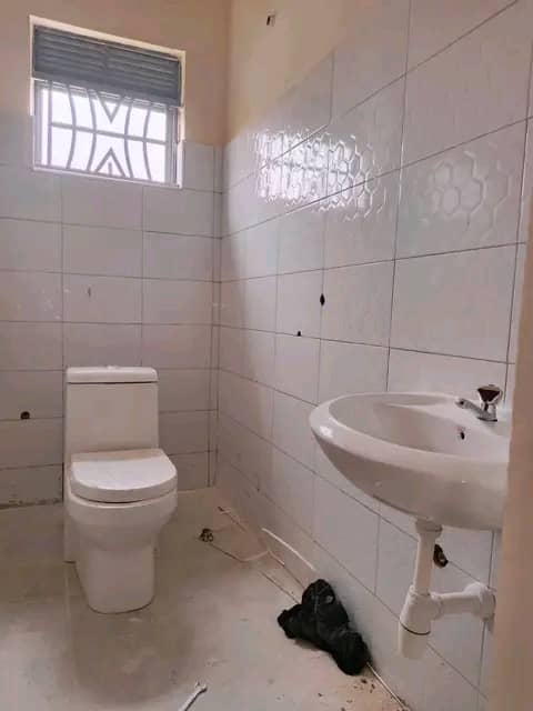 5 Rental Units for Sale in Kyaliwajjala Kireka Road