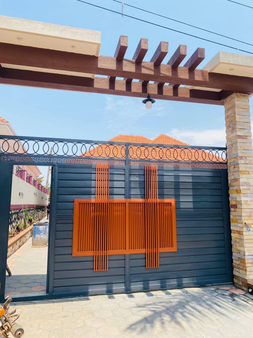 Akright City 4 Bedrooms House