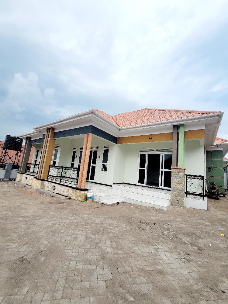Brand New 4-Bedroom House for Sale in Bwebajja – Entebbe Road