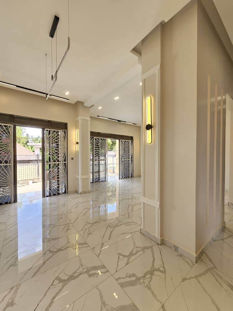 Bwebajja Entebbe 4 Bedrooms Selfcontained