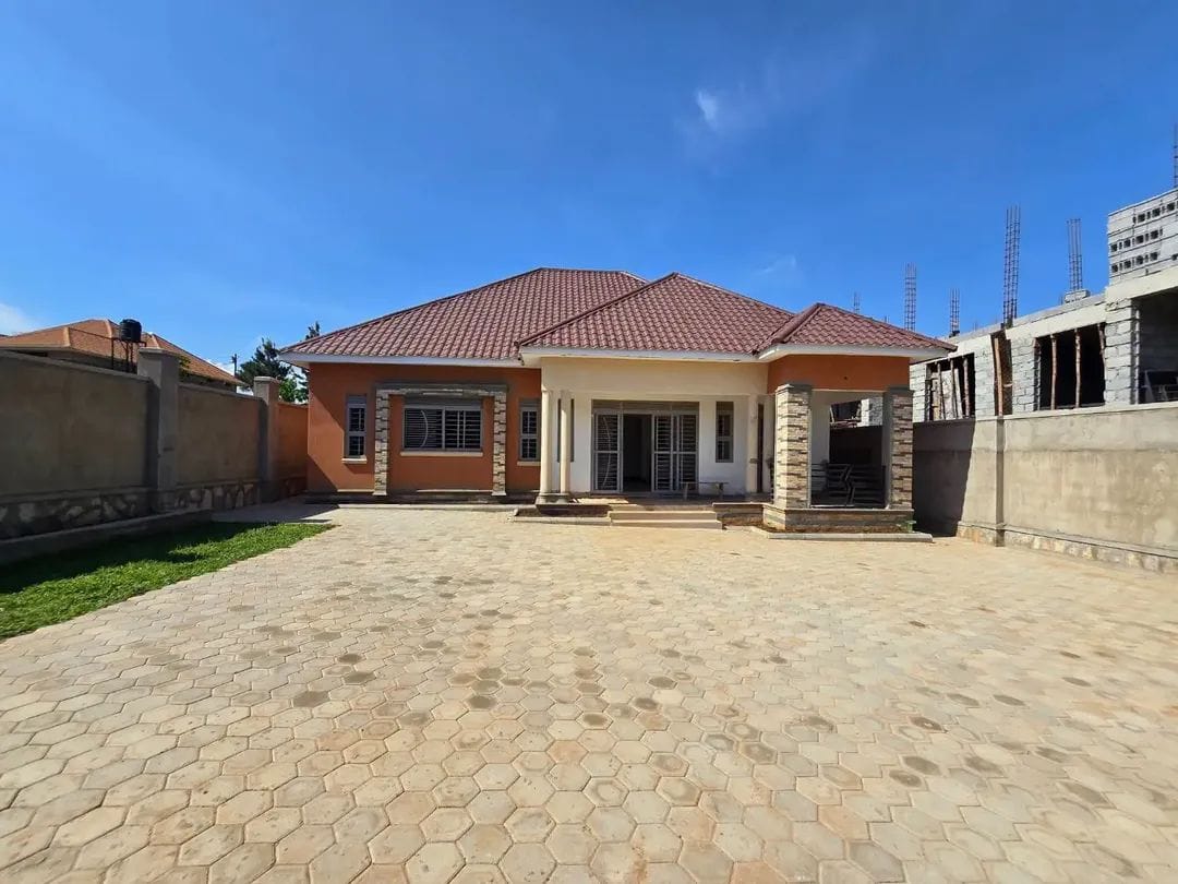 Elegant 4-Bedroom Home for Sale in Mbalwa – Prime Neighborhood