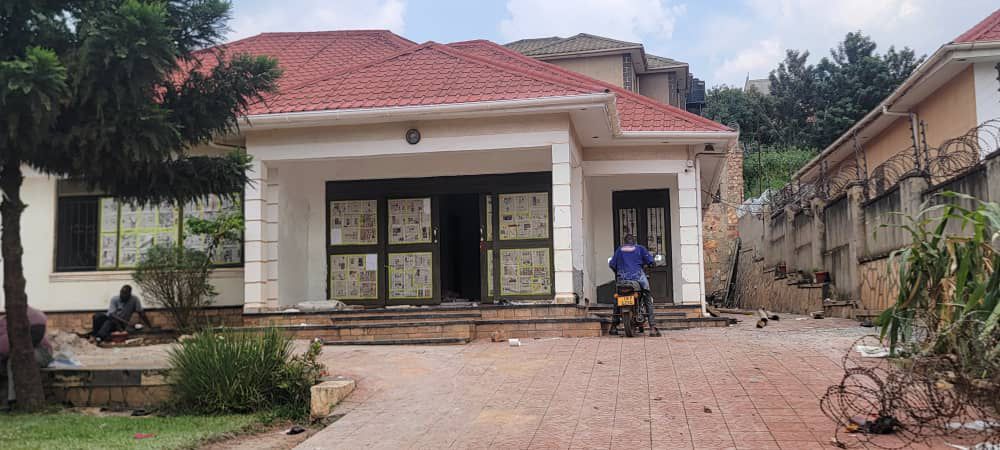 House For Sale 4 Bedrooms & 3bathroom Kira Town