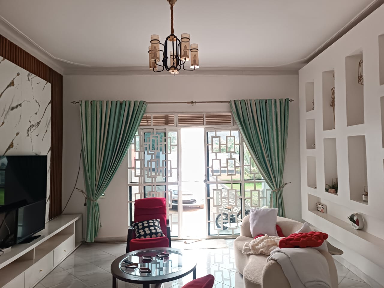 House for Sale in Namugongo Sonde – 3 Bedrooms on 17 Decimals with Ready Private Mailo Title at UGX 350M  