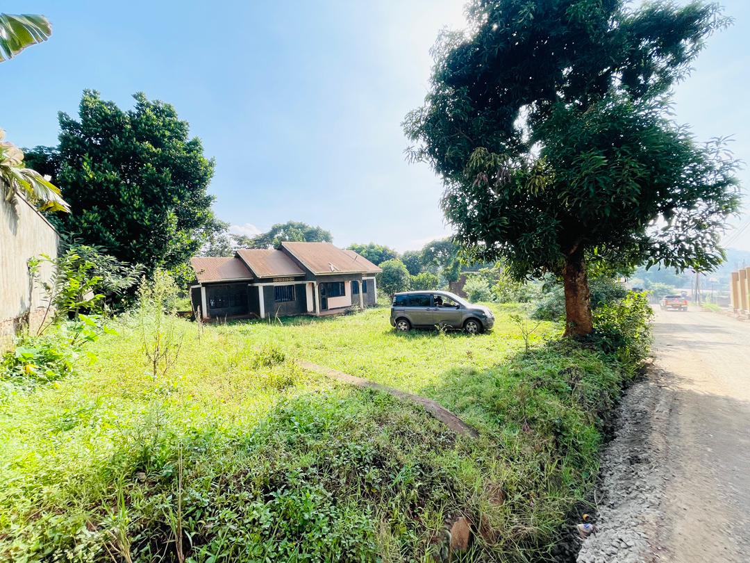 Prime 60-Decimal Plot for Quick Sale in Kigo