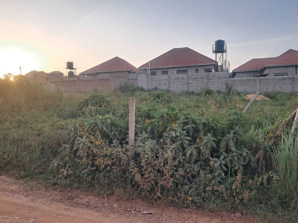 Residential Plots for Sale in Greenhill, Buwatte (Kasangati Road)