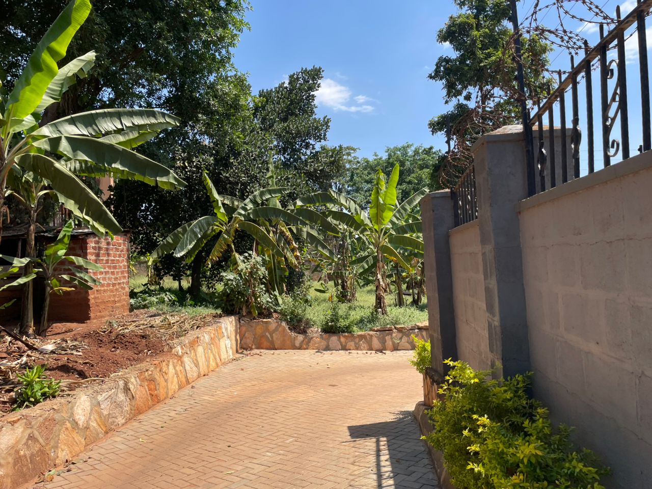 Strategic 30-Decimal Prime Plot for Sale in Kyanja
